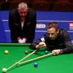 Snooker star Dave Gilbert in action.